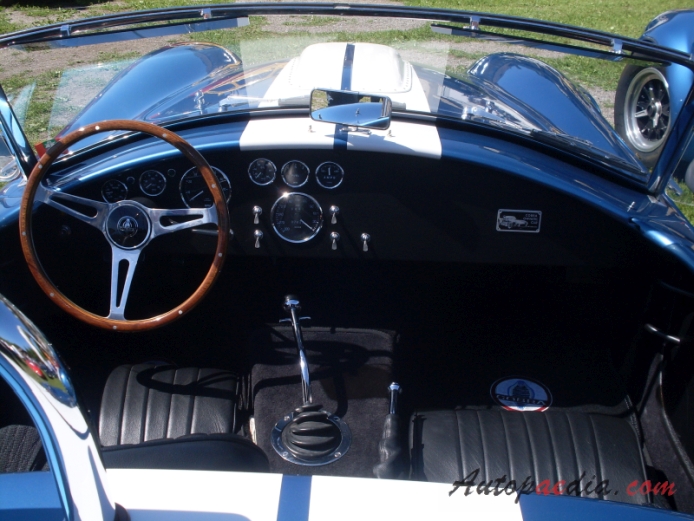 AC Cobra 1961-1967 (1965-1967 Mark III 427cu in.), interior