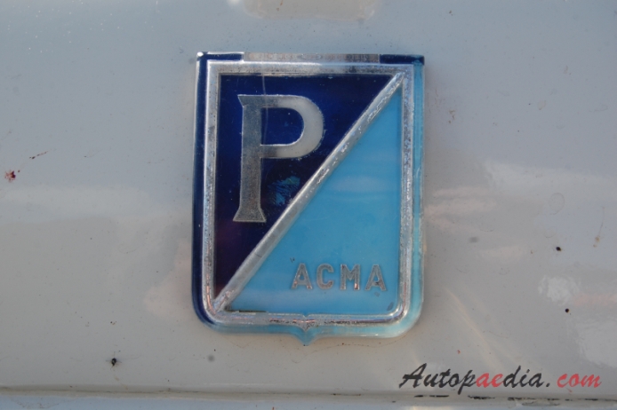 ACMA Vespa 400 1958-1961 (1958), front emblem  