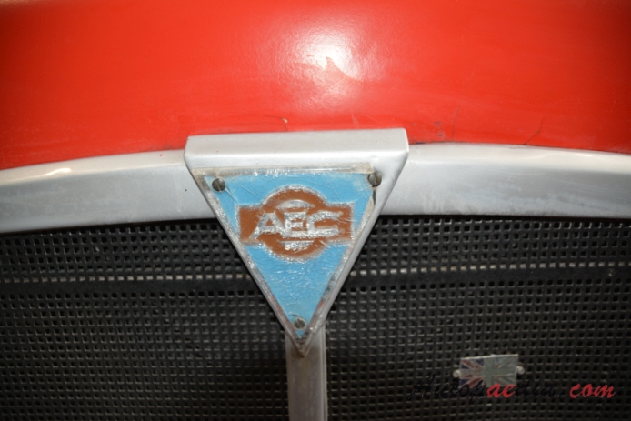 AEC Regent V 1954-1969 (autobus piętrowy), emblemat przód 