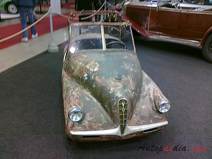 ALCA Volpe 1947, front view