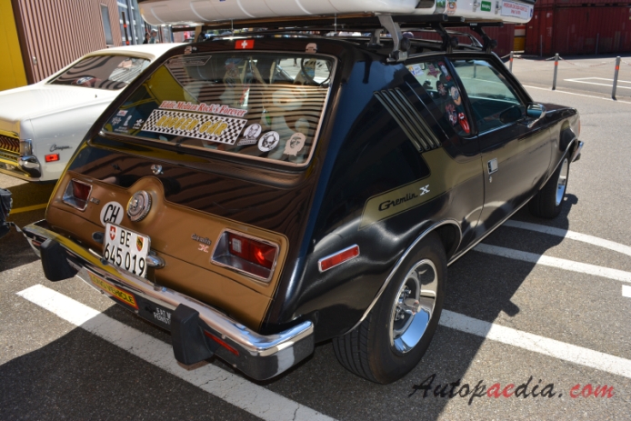 AMC Gremlin 1970-1978 (1976 Gremlin X hatchback 2d), right rear view