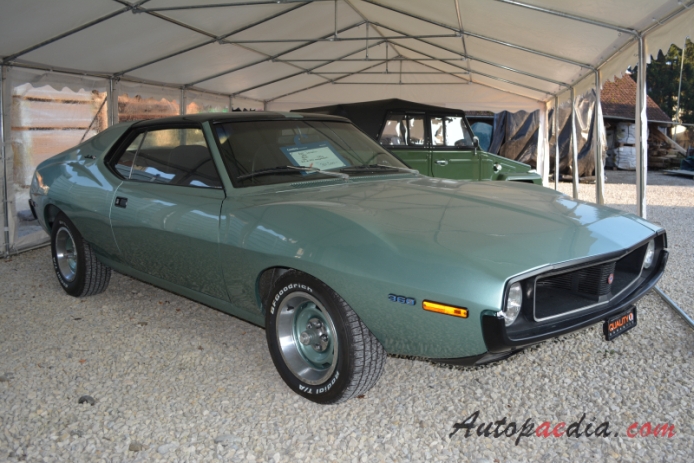AMC Javelin 2nd generation 1971-1974 (1971 SST 360 hardtop 2d), right front view