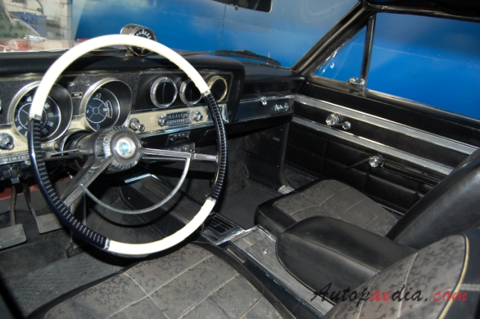 AMC Marlin 1965-1967 (1966 5.3L V8 hardtop 2d), wnętrze