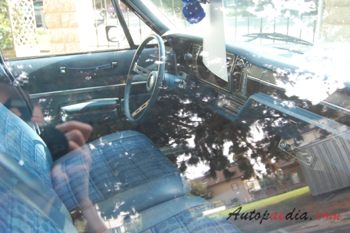 AMC Matador 1st generation 1971-1973 (1973 station wagon 5d), interior