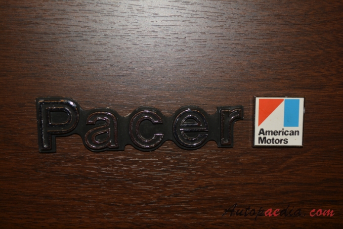 AMC Pacer 1975-1980 (1975-1978 Pacer D/L station wagon 3d), rear emblem  