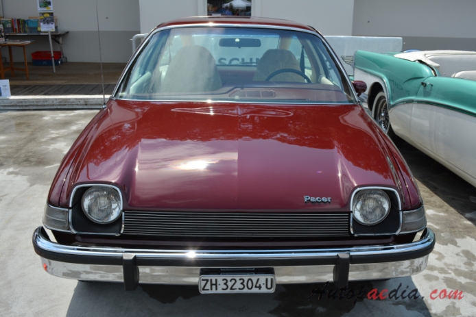 AMC Pacer 1975-1980 (1975-1978 Pacer X hatchback 3d), front view