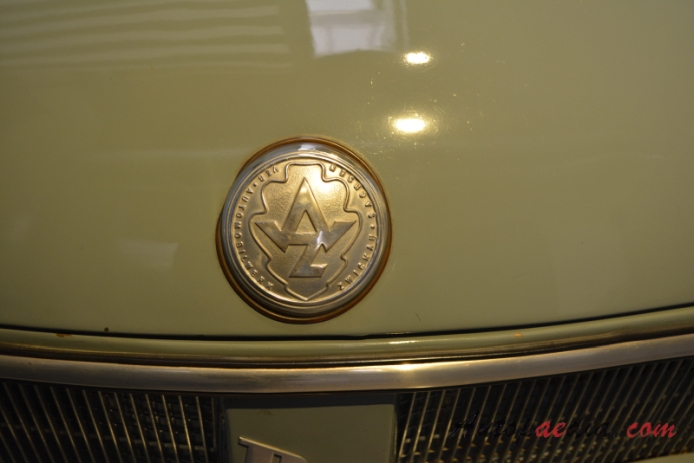 AWZ P70 Zwickau 1955-1959 (1958 Coupé 2d), emblemat przód 