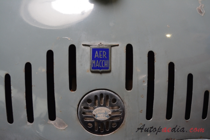 Macchi MB1 1945-199x (1947 three-wheeler), emblemat przód 