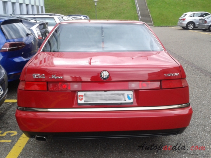 Alfa Romeo 164 1993-1998 (Alfa Romeo 164 Super Twin Spark sedan 4d), tył