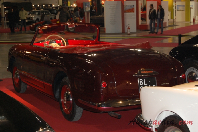 Alfa Romeo 1900 1950-1959 (1952 1900 L Stabilimenti Farina Victoria Cabriolet 2d),  left rear view