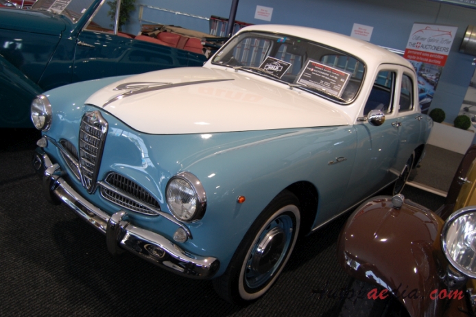 Alfa Romeo 1900 1950-1959 (1955 Super Berlina 4d), lewy przód