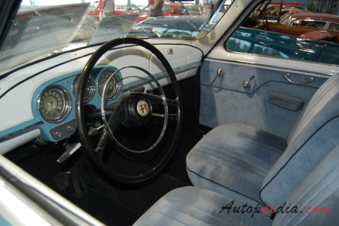 Alfa Romeo 1900 1950-1959 (1955 Super Berlina 4d), wnętrze