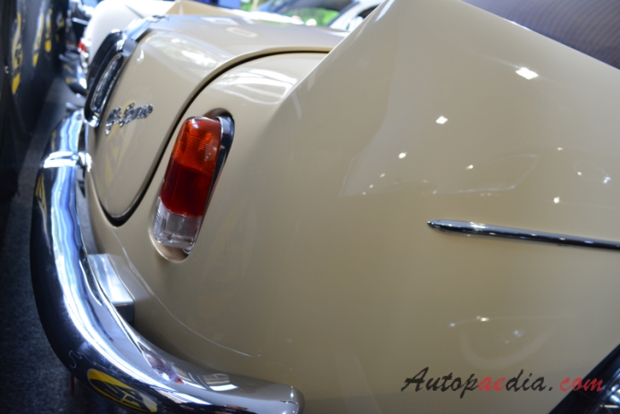 Alfa Romeo 1900 1950-1959 (1956-1959 Ghia-Aigle Coupé 2d), tył