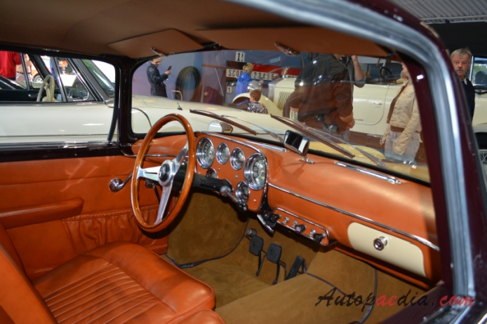 Alfa Romeo 1900 1950-1959 (1956-1959 Ghia-Aigle Coupé 2d), wnętrze