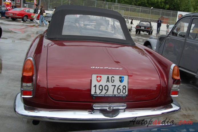 Alfa Romeo 2000 1958-1961 (1960 Touring Spider), rear view
