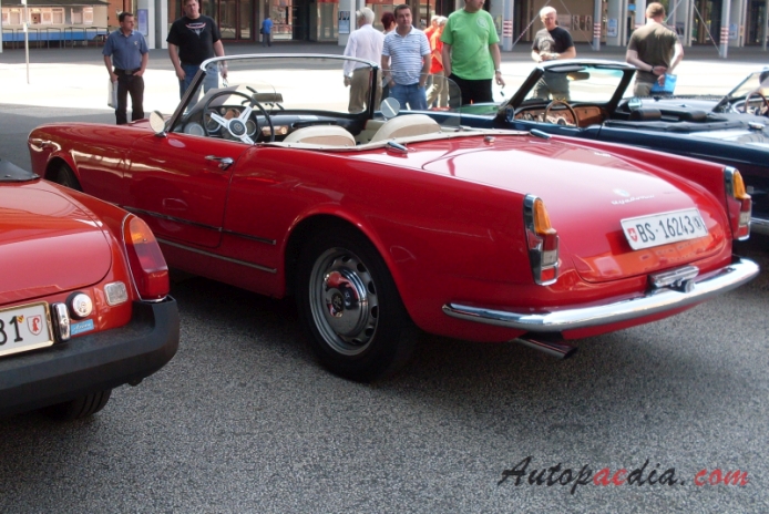 Alfa Romeo 2000 1958-1961 (1961 Touring Spider),  left rear view