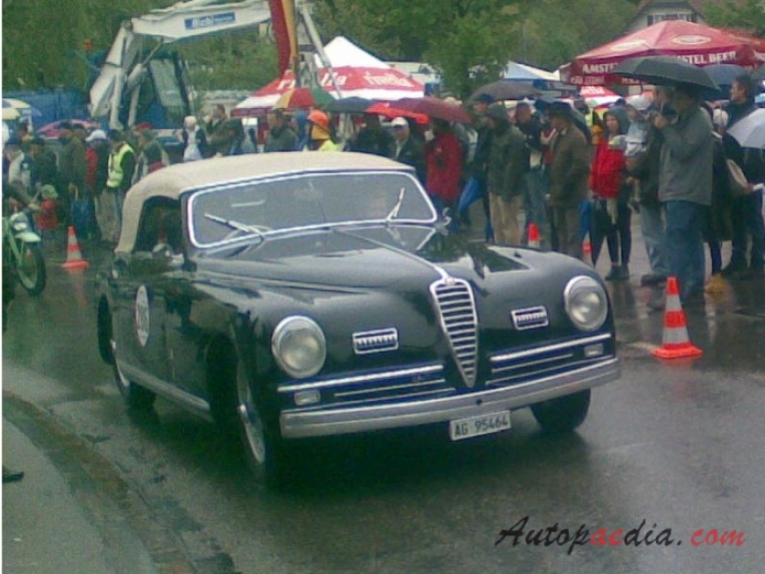 Alfa Romeo 6C 2500 1938-1952 (1949 2500 Super cabriolet 2d), left front view