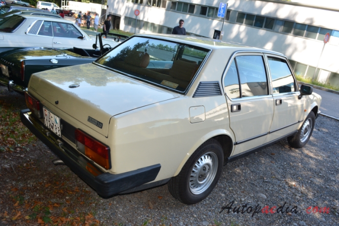 Alfa Romeo Alfetta 1972-1984 (1981-1982 Alfetta 2.0 sedan 4d), right rear view