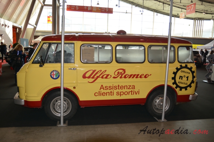 Alfa Romeo F12/A12, F11/A11 1967-1983 (1977-1983 facelift minibus), lewy bok