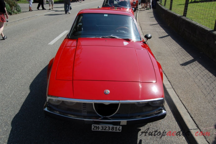 Alfa Romeo GT 1969-1976 (1971 1300 Junior Zagato), front view