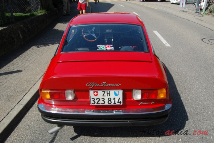 Alfa Romeo GT 1969-1976 (1971 1300 Junior Zagato), rear view