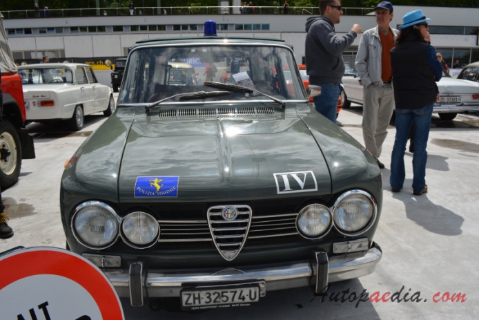 Alfa Romeo Giulia 1962-1978 (1965-1972 Giulia Super Colli Giardiniera Police Car 5d), front view