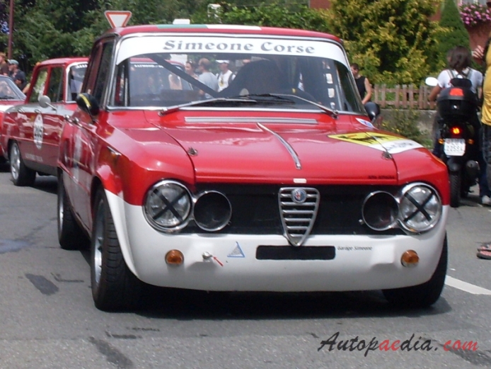 Alfa Romeo Giulia 1962-1978 (1969), front view