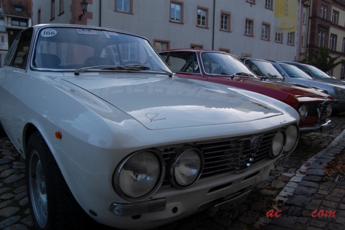 Alfa Romeo GT 1963-1977 (1972 GTV 2000 Veloce), przód