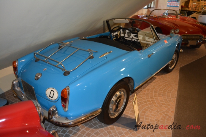 Alfa Romeo Giulietta Spider 1955-1964 (1962 Alfa Romeo Giulietta 1290 ccm roadster 2d), prawy tył
