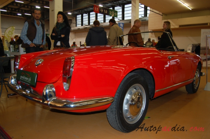 Alfa Romeo Giulietta Spider 1955-1964 (1962 Giulia 1600), prawy tył
