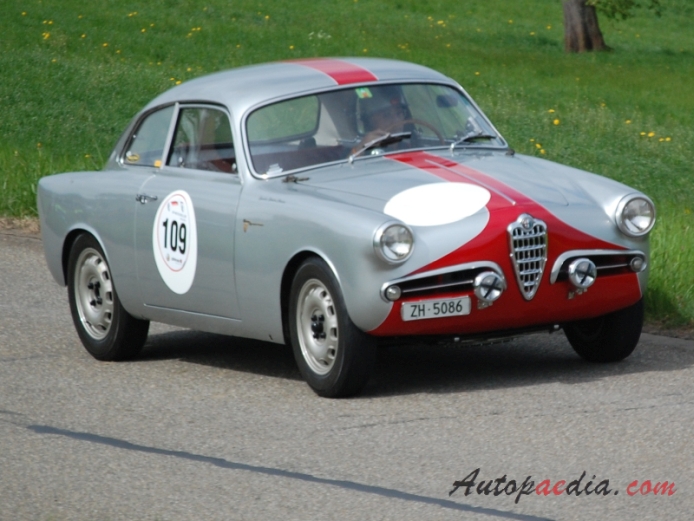 Alfa Romeo Giulietta Sprint 1954-1966 (1957 Sprint Veloce S1), prawy przód