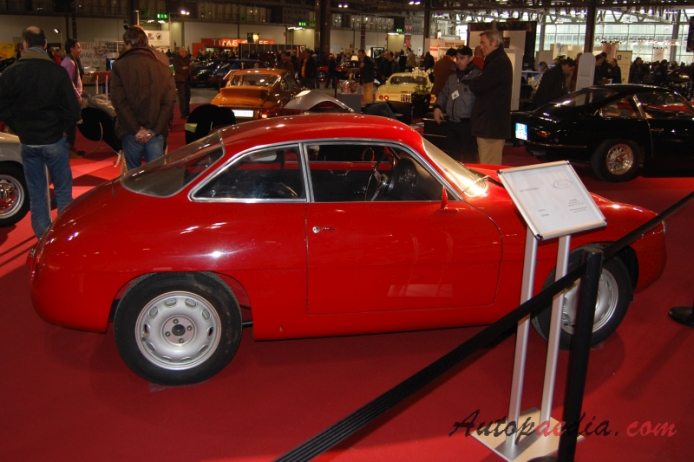 Alfa Romeo Giulietta Sprint 1954-1966 (1959-1962 SZ Sprint Zagato Coda Tonda), right side view