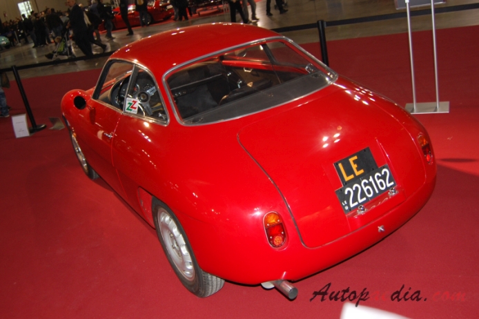 Alfa Romeo Giulietta Sprint 1954-1966 (1959-1962 SZ Sprint Zagato Coda Tonda),  left rear view