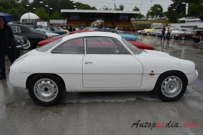 Alfa Romeo Giulietta Sprint 1954-1966 (1959-1962 SZ Sprint Zagato Coda Tonda), prawy bok