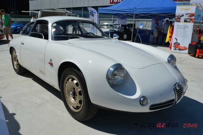 Alfa Romeo Giulietta Sprint 1954-1966 (1959-1962 SZ Sprint Zagato Coda Tronca), prawy przód