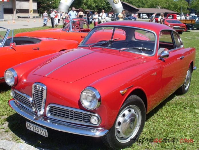 Alfa Romeo Giulietta Sprint 1954-1966 (1959-1962 series 2), left front view