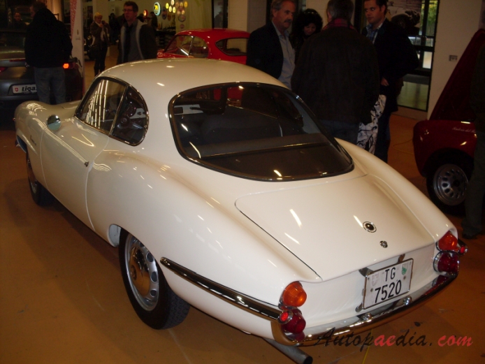 Alfa Romeo Giulietta Sprint 1954-1966 (1964 Gulia SS Sprint Speciale),  left rear view