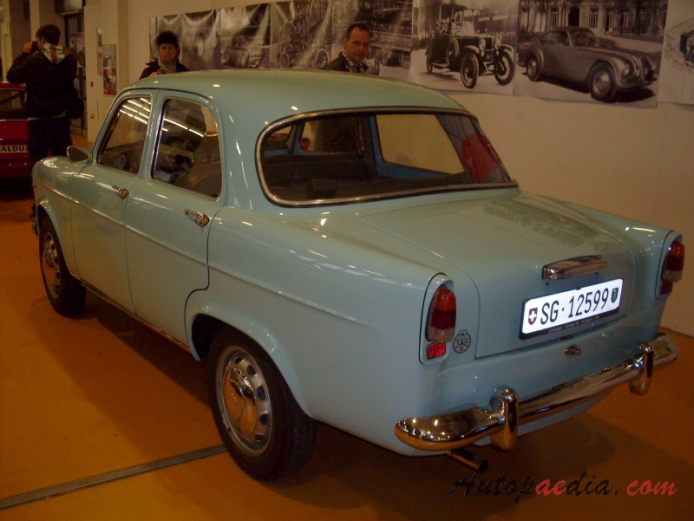 Alfa Romeo Giulietta 1954-1965 (1959 1300 Berlina 4d), lewy tył