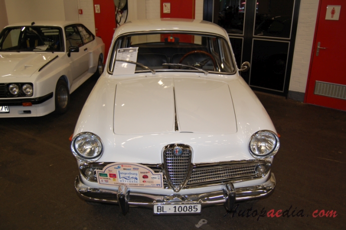 Alfa Romeo Giulietta 1954-1965 (1963 1300 TI Berlina 4d), przód