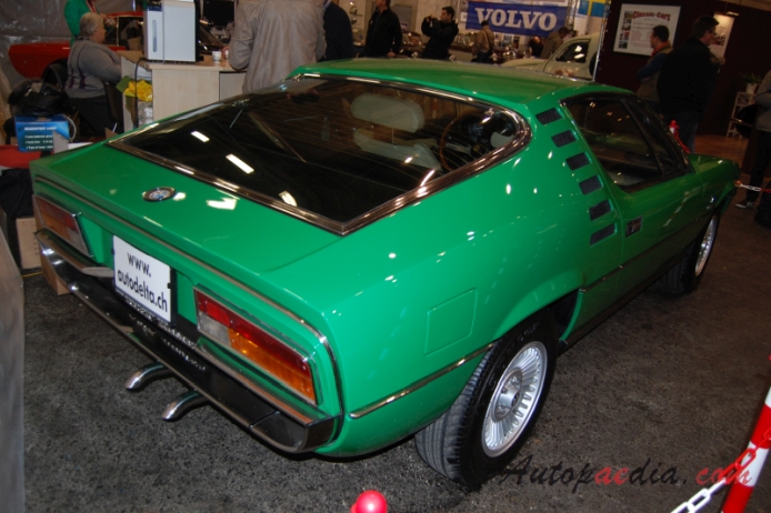 Alfa Romeo Montreal 1970-1977, prawy tył