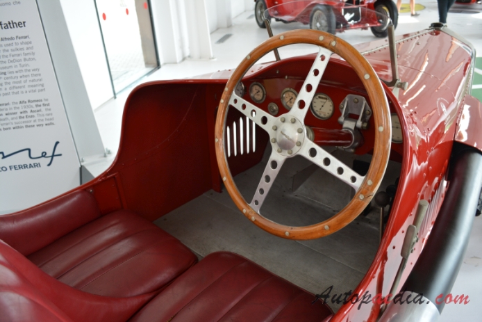 Alfa Romeo RL 1922-1927 (1924 Targa Florio roadster), wnętrze