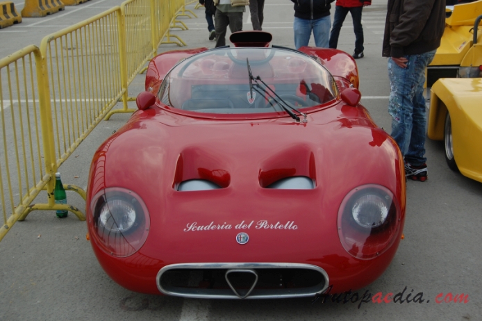 Alfa Romeo Tipo 33 1967-1977 (1967-1969 33/2 Periscopica), front view