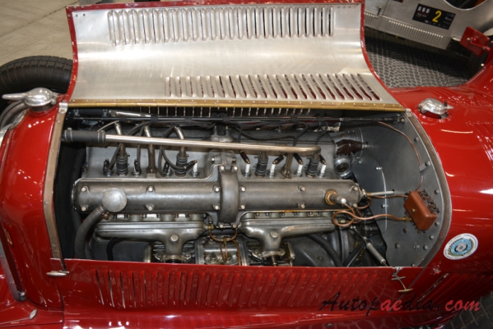 Alfa Romeo typ B 1932 (Alfa Romeo Typo B P3 P3 biposto), silnik 