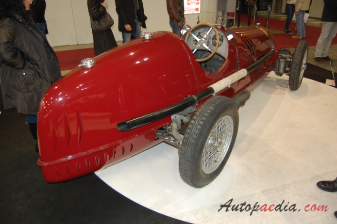 Alfa Romeo 8C typ C 1935-1939 (1935 3000 monoposto), prawy tył