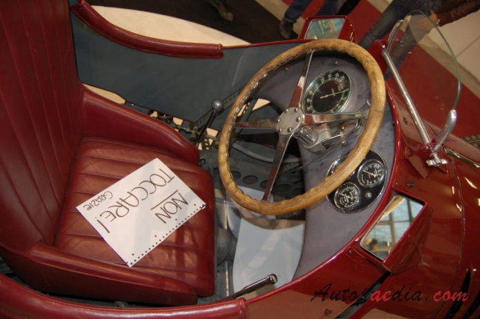 Alfa Romeo 8C typ C 1935-1939 (1935 3000 monoposto), wnętrze