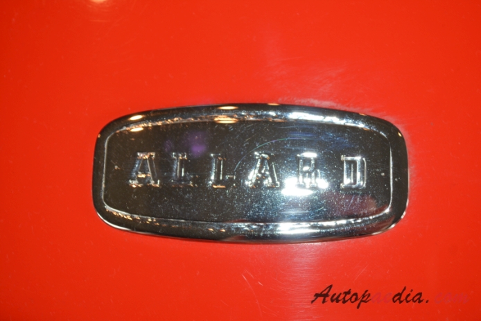 Allard K1 1946-1949 (1946 3.5L V8), emblemat przód 