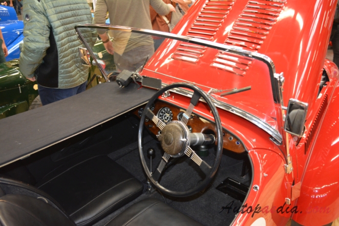 Allard K1 1946-1949 (1948 roadster 2d), wnętrze