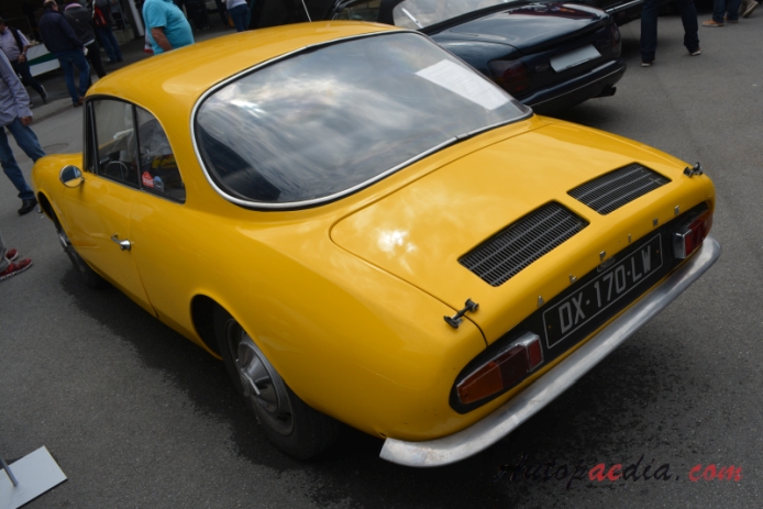 Renault Alpine A110 1961-1977 (1966 Renault Alpine A110 GT4 1.3L saloon 2d),  left rear view