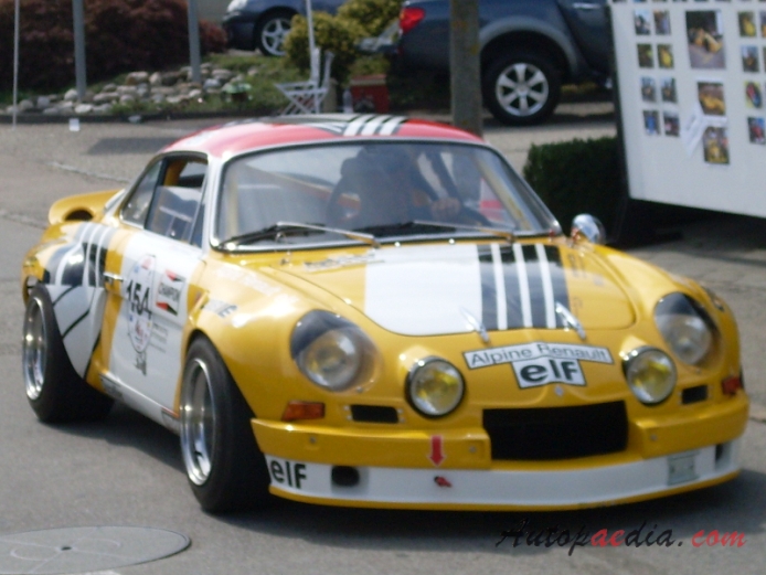 Renault Alpine A110 1961-1977 (1971 1600 S), right front view