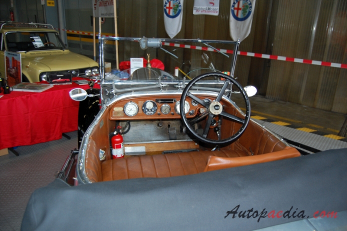 Alvis 12/50 1923-1933 (convertible 2d), interior